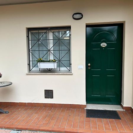 Appartamento In Villa Nico'S Home Gallarate Exterior photo