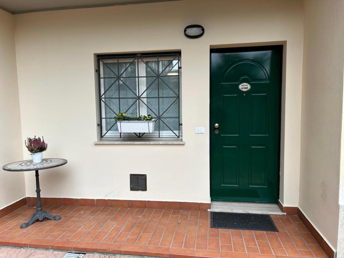Appartamento In Villa Nico'S Home Gallarate Exterior photo