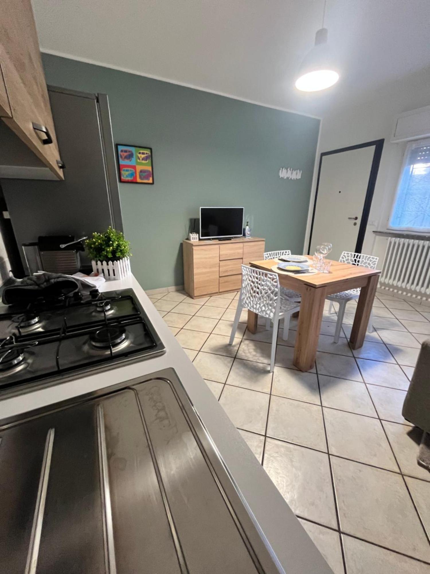Appartamento In Villa Nico'S Home Gallarate Exterior photo